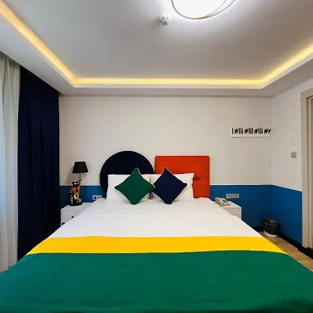 Apex Hotel