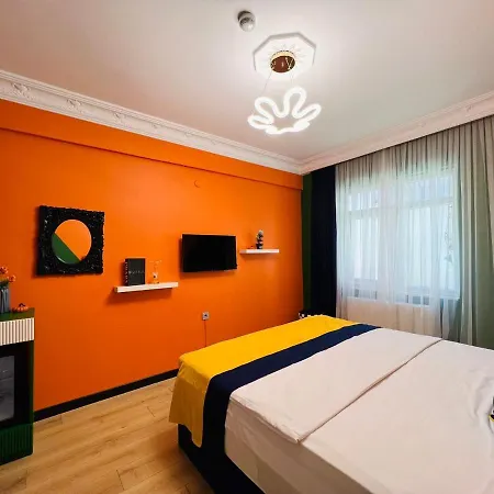 Apex Hotel 3*
